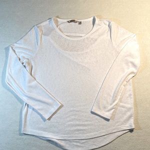 CAlthea white long sleeve pullover cut outback High low Active top size …